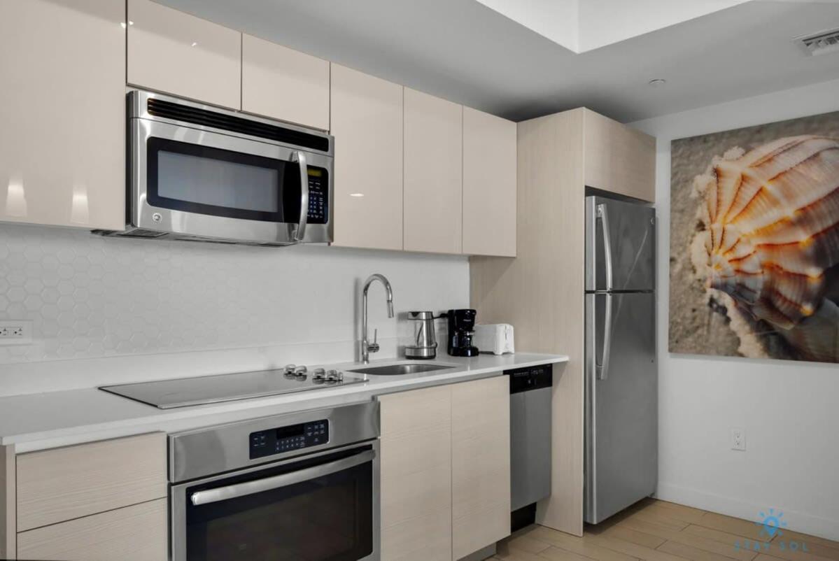 Infinite View With Balcony,Pool Plus Near Beach Hallandale Beach Exteriör bild