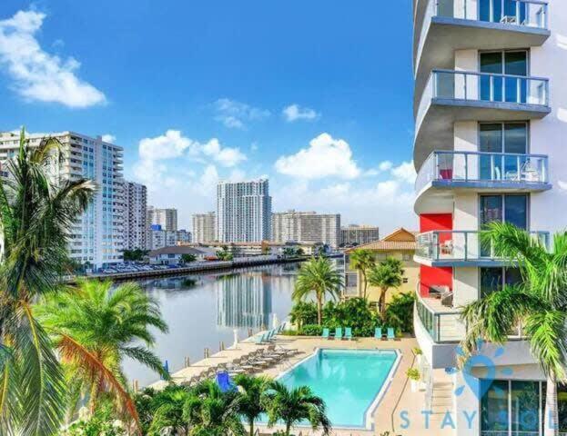 Infinite View With Balcony,Pool Plus Near Beach Hallandale Beach Exteriör bild