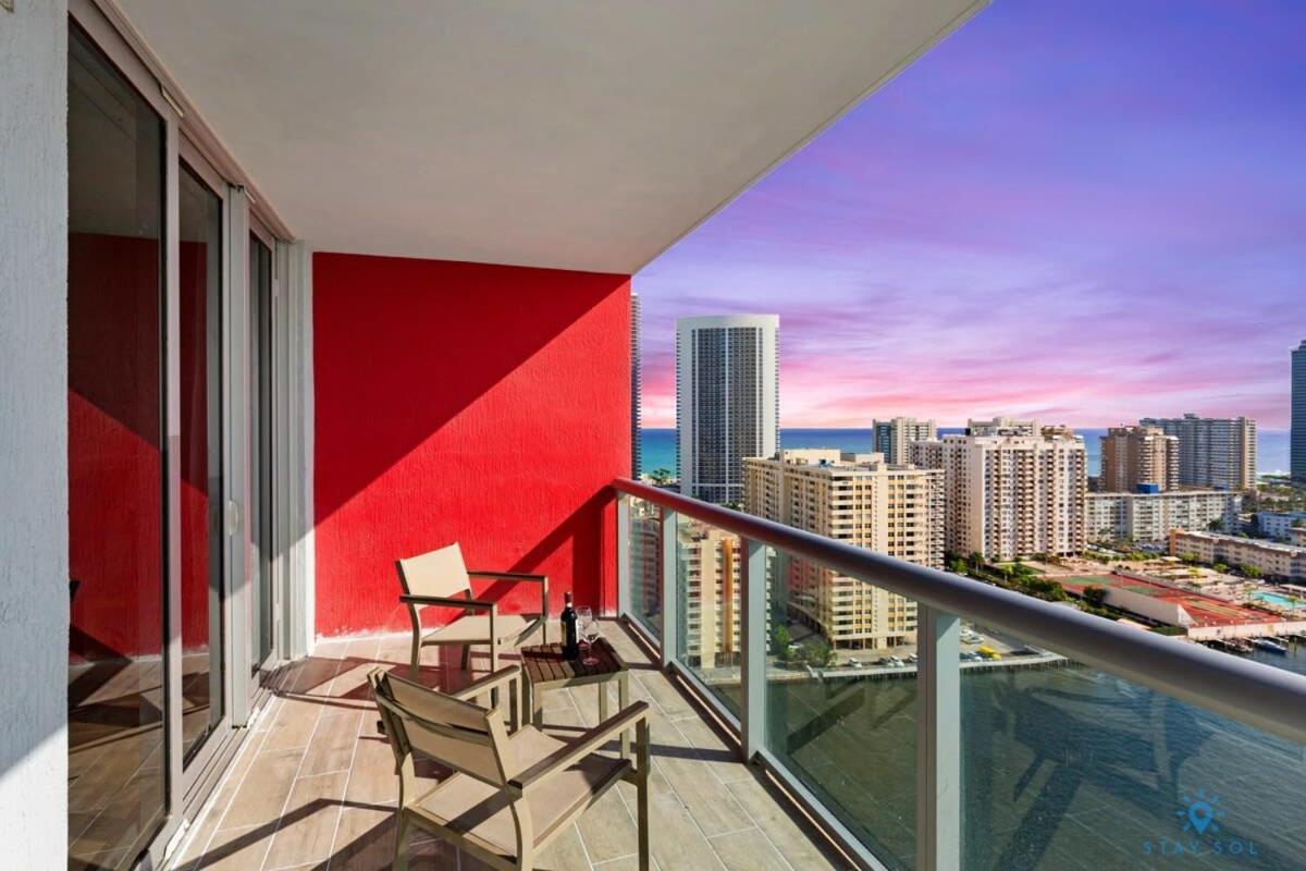 Infinite View With Balcony,Pool Plus Near Beach Hallandale Beach Exteriör bild