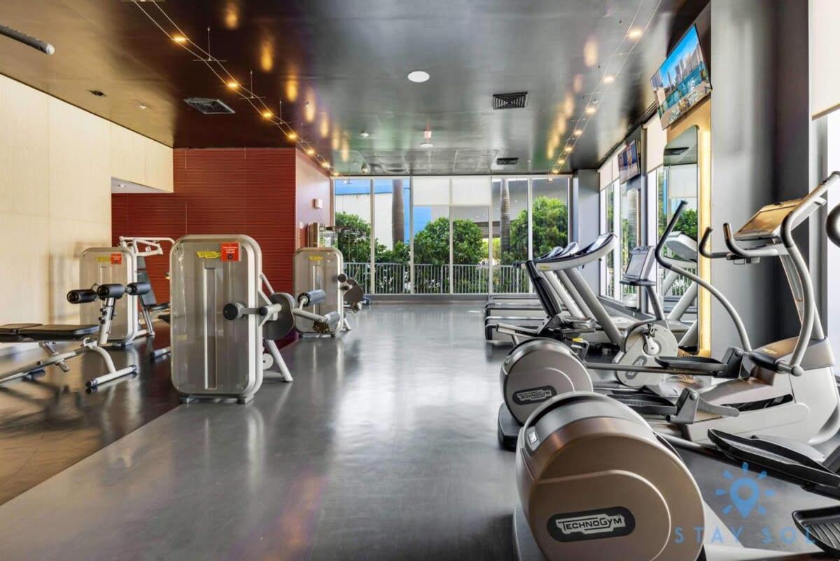 Infinite View With Balcony,Pool Plus Near Beach Hallandale Beach Exteriör bild